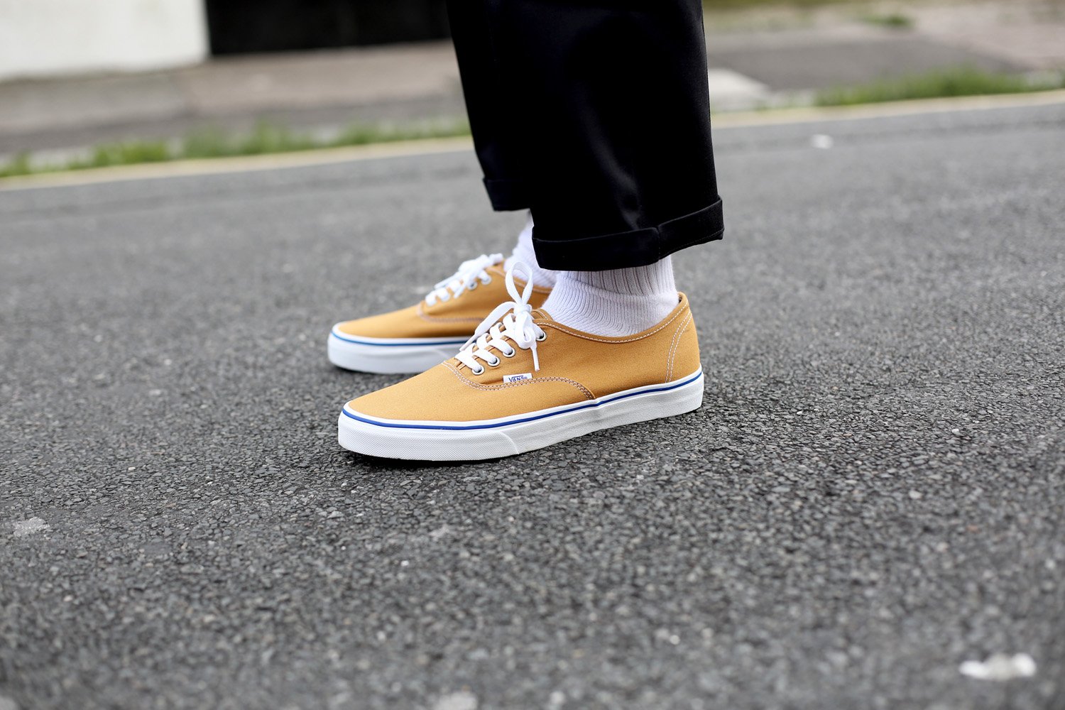 vans authentic amber gold