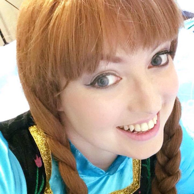 Hello world :) Good&nbsp;morning. https://t.co/OeSr6qY2Q6 https://t.co/9vxAuWZCnO