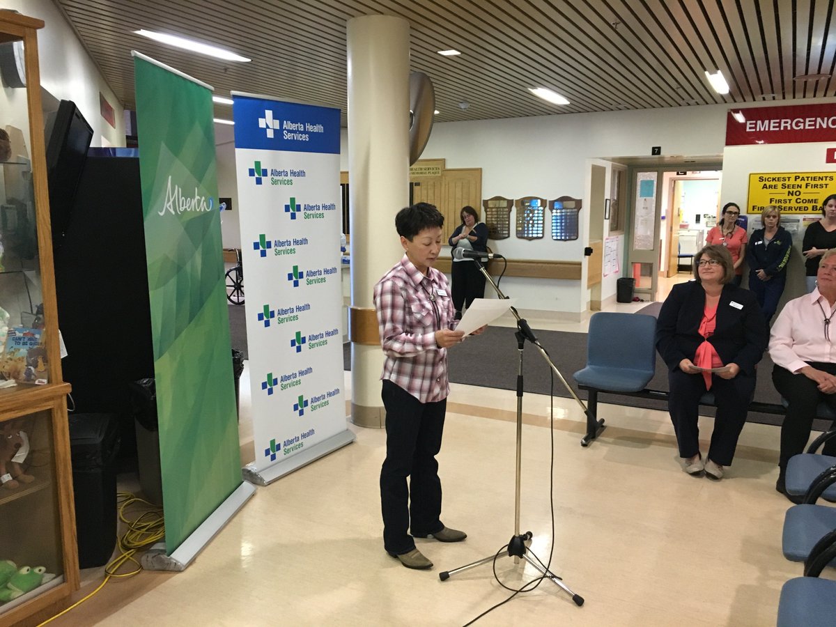 AHS_YYCZone's tweet photo. AHS President and CEO @dryiu_verna announcing the $2.8 million expansion of the Strathmore Hospital https://t.co/00vxdNpqCX