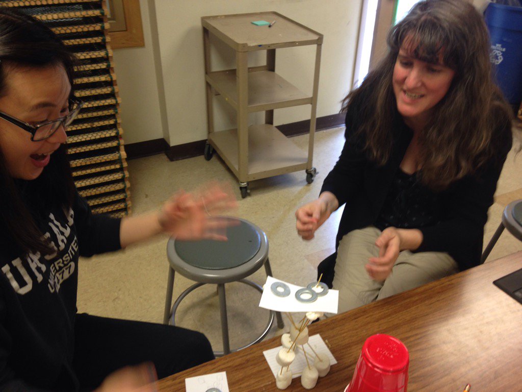UWEduDesign's tweet photo. #EduDesignLab teachers taking the marshmallow engineering challenge! #ngsschat #ngss #ambitiousteaching https://t.co/32qpcqbQAy