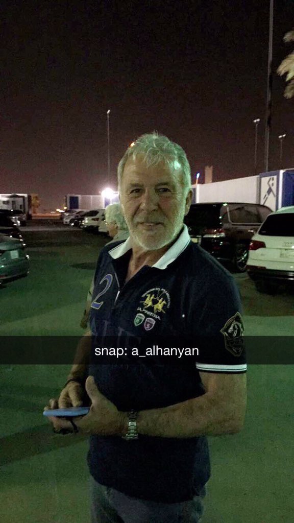 جريتس يزور نادي #الهلال 
الله على أيامك يالبلجيكي 😍