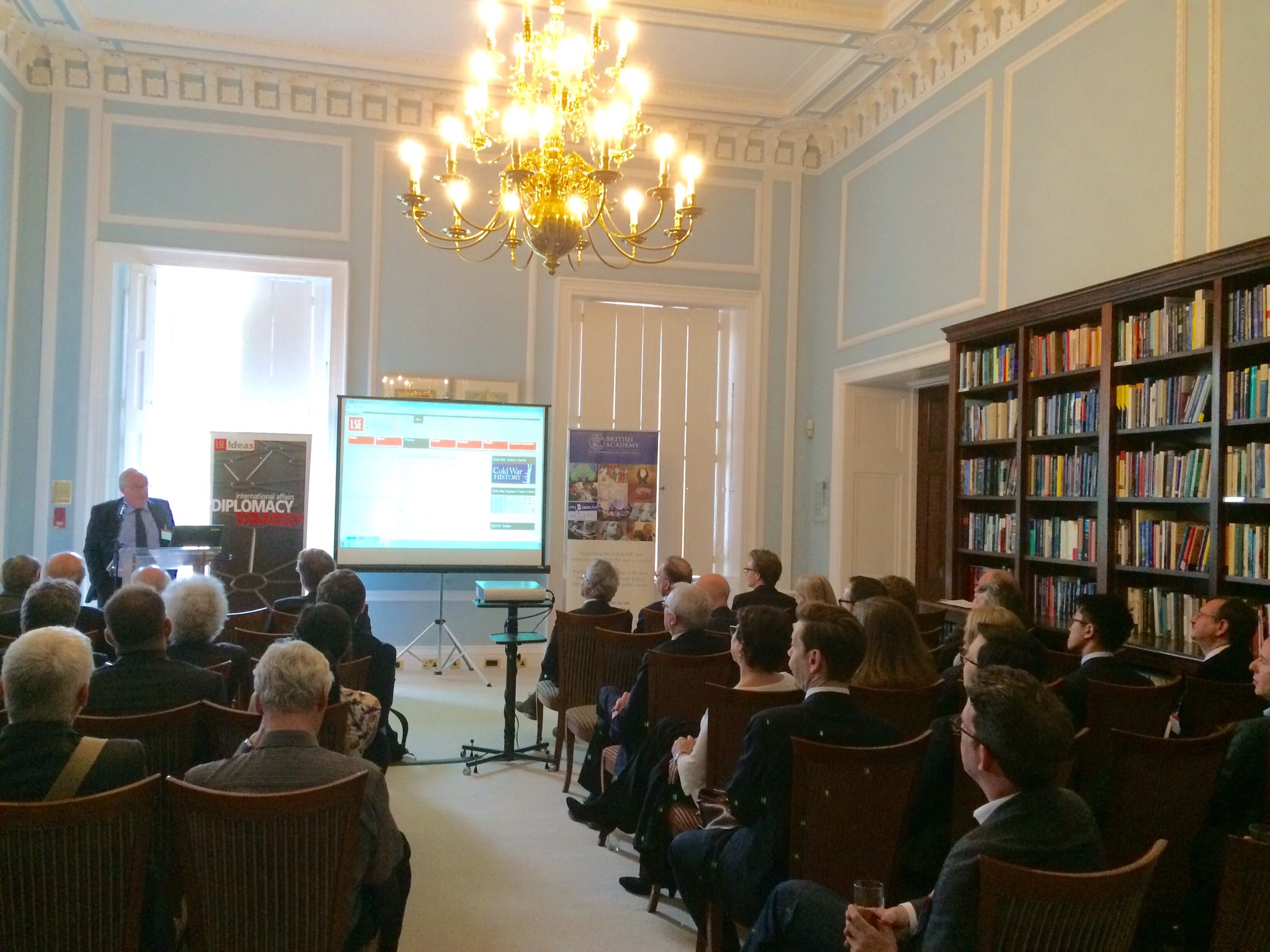 IDEAS Director Michael Cox speaking @britac_news launch of our British-Soviet docs project https://t.co/0bJIX8x8kZ https://t.co/SUpT4n5Vpr