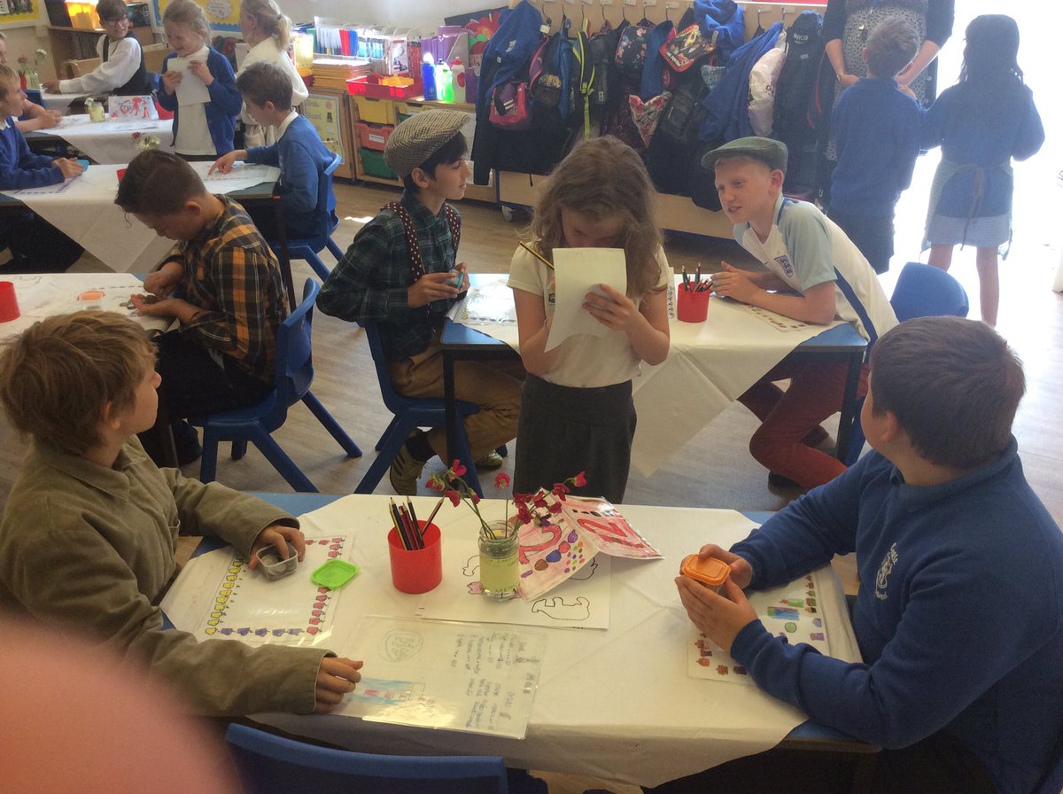 CastleSchoolSSH's tweet photo. Cadbury Class hosted a fab Maths Café this morning, and the whole school was invited! #contextmaths #givingchange https://t.co/8pRZ9JXE7X
