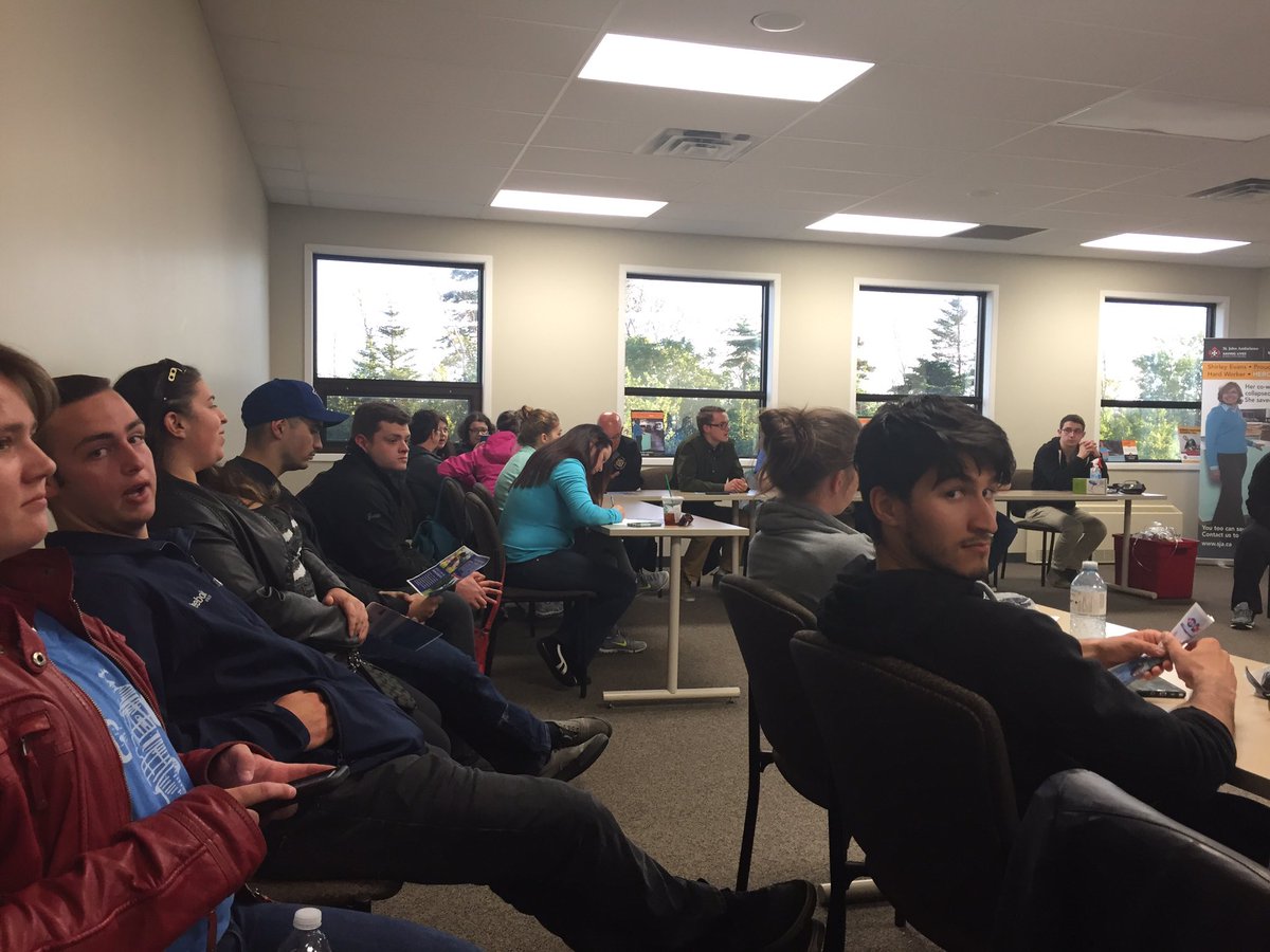 Full house at tonight's 321 Divisional Meeting. #volunteer #MedicalFirstResponder #firstaid