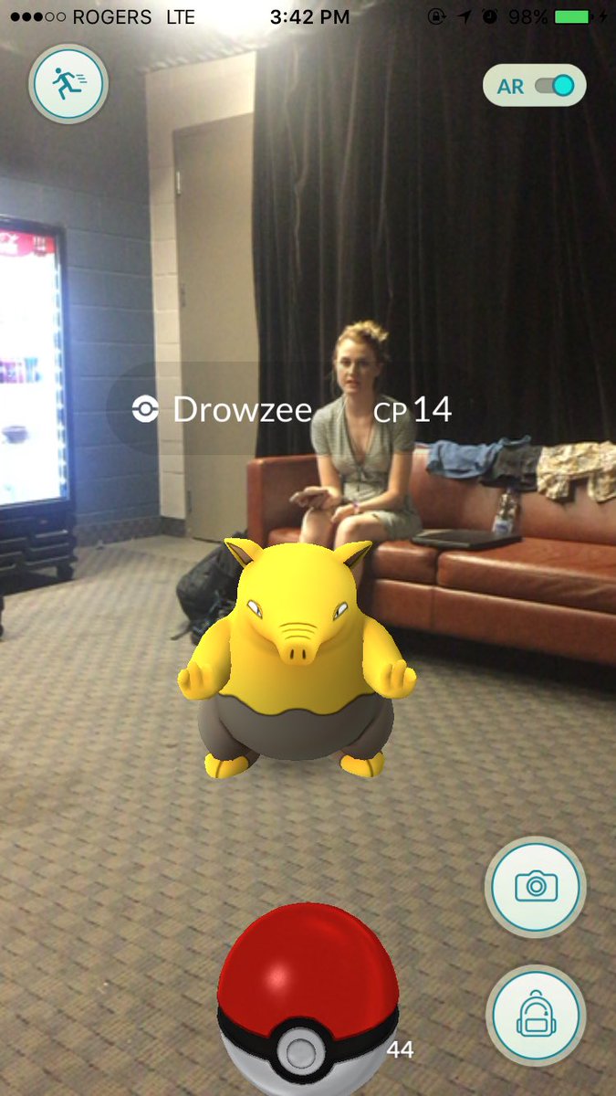 NiaLovelis's tweet photo. gotta catch em all https://t.co/QIeB9ajziR