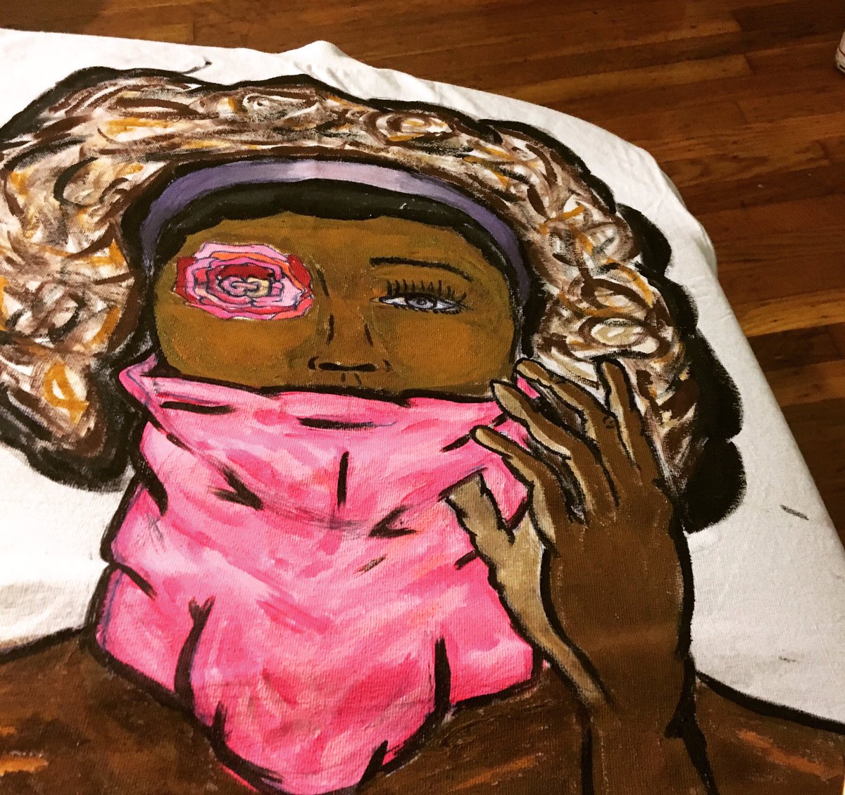 BlowMe_OrVANIsh's tweet photo. @ajifatouism #1of1 #HandPaintedClothing #TaylorE https://t.co/8b4axXPy0l