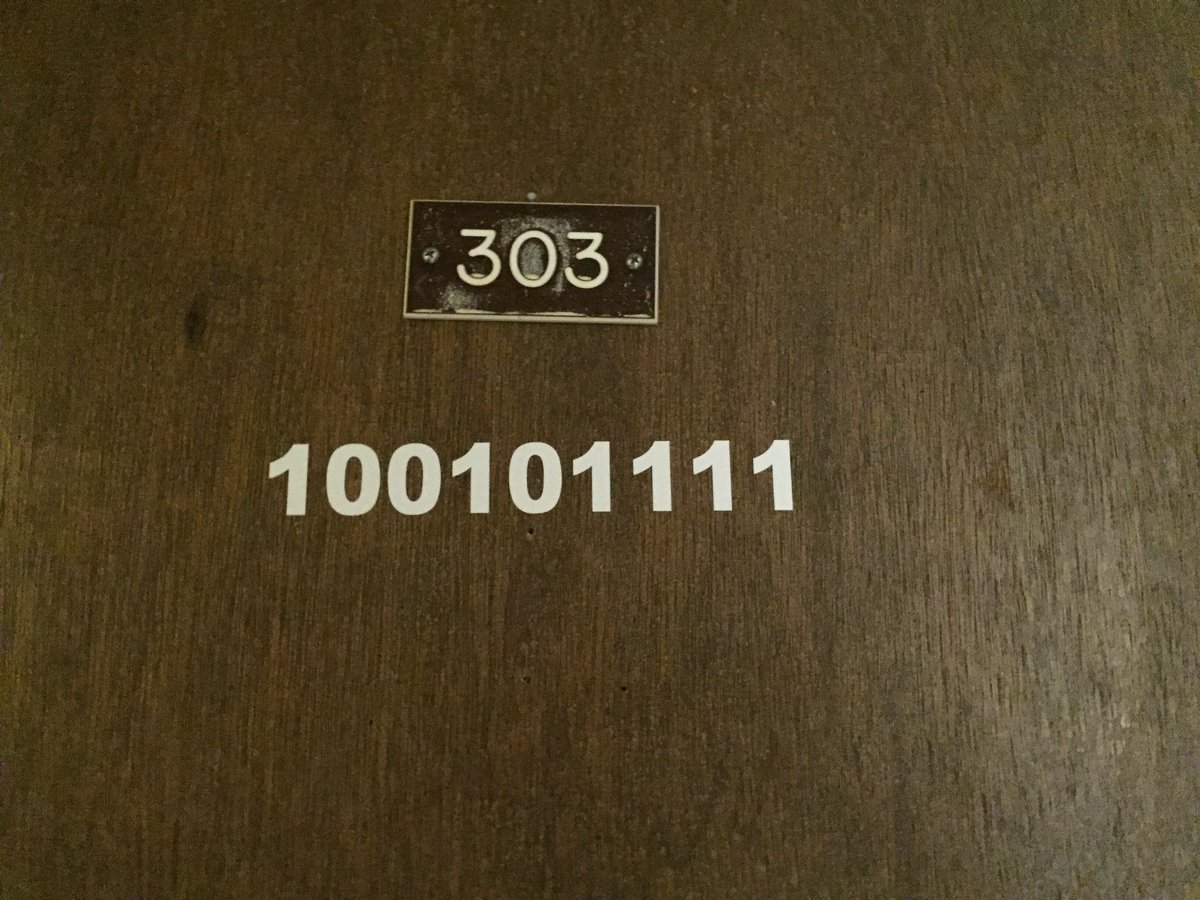 asksouley's tweet image. Apt #303 or ???? #binaryoptions #binary #binarynumbers #computerscience #geeks