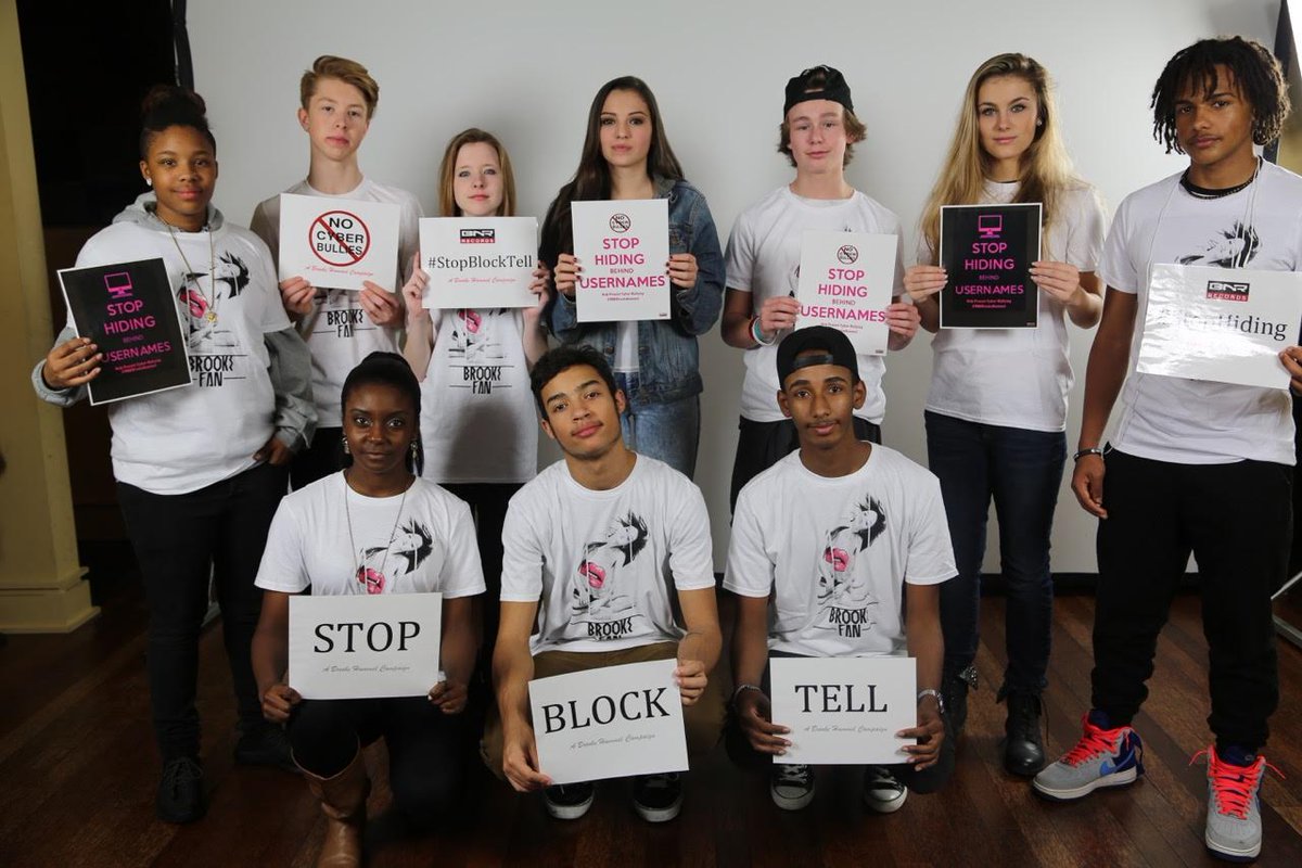 BrookeHummel_CA's tweet image. Support the movement #StopBlockTell #nomorecyberbullying