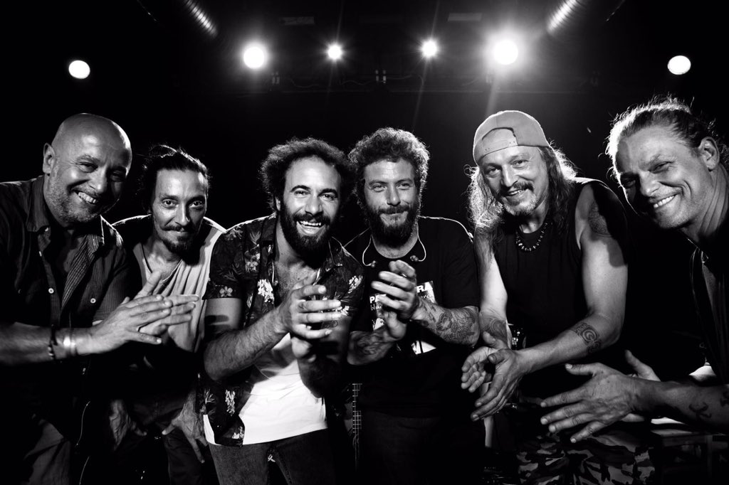 ⚡️💀💀💀💀💀💀⚡️Con todos ustedes #ESTRICNINA y los Murciélagos.
Ya tenemos el espectáculo preparado, empezad a temblad.