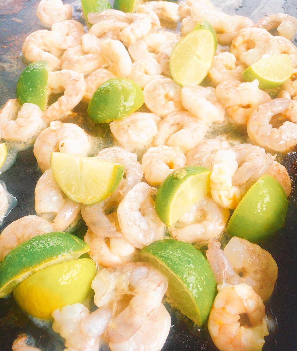 RGCS_caterers's tweet photo. @DeltaRail_Group #yummykingprawns #Riobbq #BBQprawns #Regangeorgecaterers #BBQ #CoporateBBQ https://t.co/Apou23SUDj