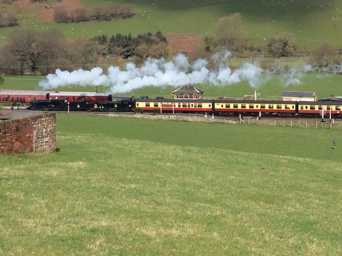 Damppatch's tweet image. #trainspottingLIVE