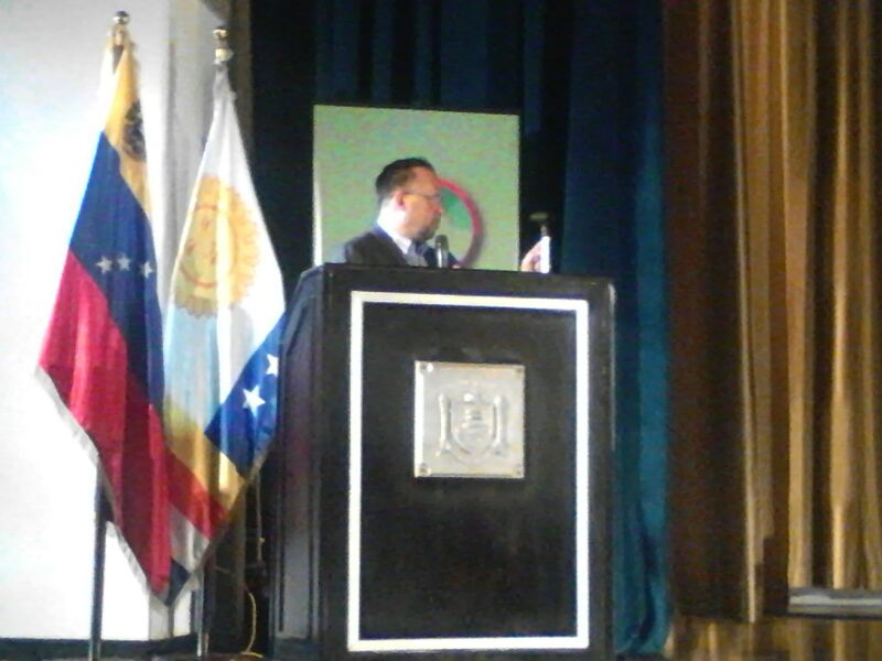 "En otros países las familias tienen que hacer gastos para poder pagar la educación de sus hijos" <a href="/rodulfohumberto/">Rodulfo H. Pérez H.</a>