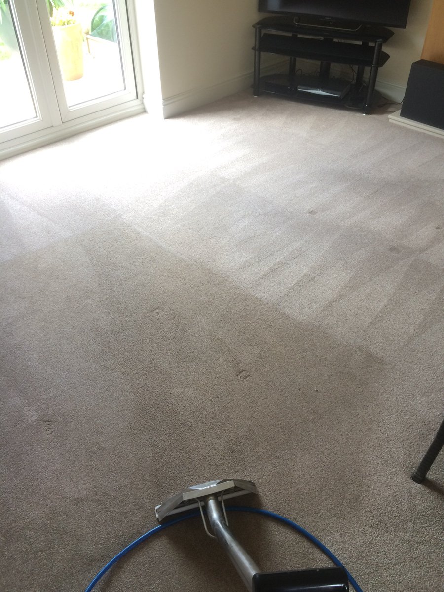 KSWCleaning's tweet photo. Lovely carpet clean in Portishead today 👍😄💥👍🏻💥💥💥💥💥
https://t.co/jRzpBFw5kR https://t.co/Qi8k1ClS7O