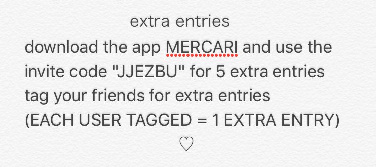 makeupskank's tweet photo. RT TO WIN, Acrylic 3-Drawer Makeup Organizer, Follow me so i can dm you. https://t.co/YLepUFvWL3