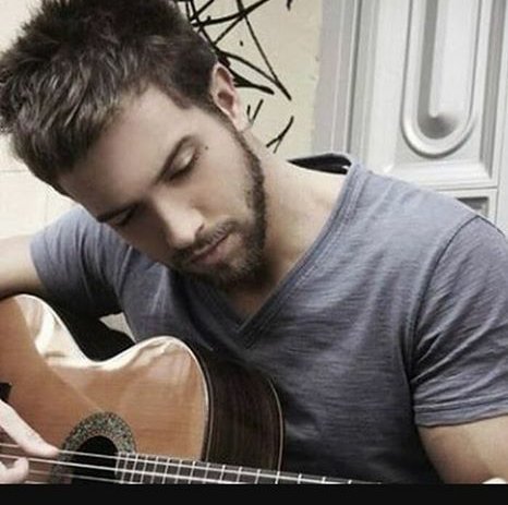 YesminArmy's tweet photo. Buenas noches mi @pabloalboran
Hoy he sido muy feliz
#RubioBello
#QueDescanses
#TeQuiero https://t.co/ONpITjswte