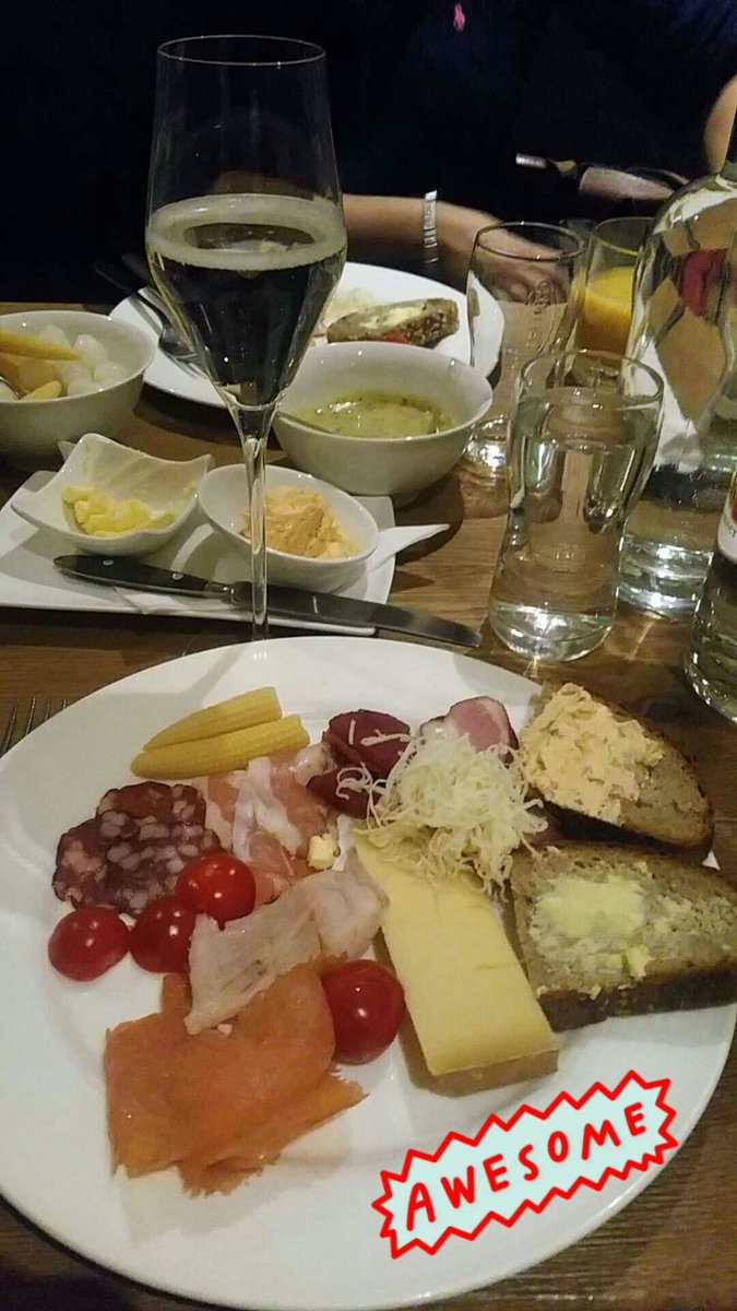 GeorginaDoes's tweet photo. Cheese, ham and prosecco at @GotthardLech👍 #AustrianSummer https://t.co/ZpVdfhJCOQ