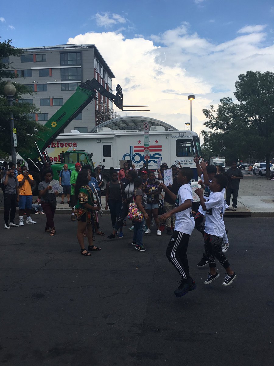 OYP_DC's tweet photo. Meet us at Shaw-Howard metro for @DC_BTS to learn about the different programs we offer! Free food available! 😬 https://t.co/BjKq8krMNn