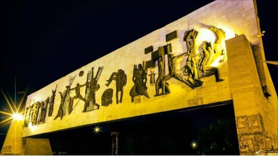 alialkabe207's tweet photo. #بسلميتنا ...

#سنزلزل الأرض تحت أقدام الظلم والفساد ...
#فلا نامت أعين الجبناء والعملاء ...

#انقذ_عراقك_بالتحرير https://t.co/HUy3U4VUGn