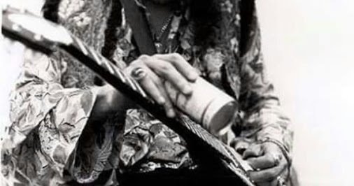 Jimi playing slide g