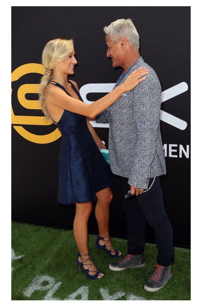 NastiaLiukin's tweet photo. Congratulations @greglouganis on your @wheaties box!! Thank you for having me this morning #StyledbyARS @Doxified https://t.co/c5v9d4GXMr