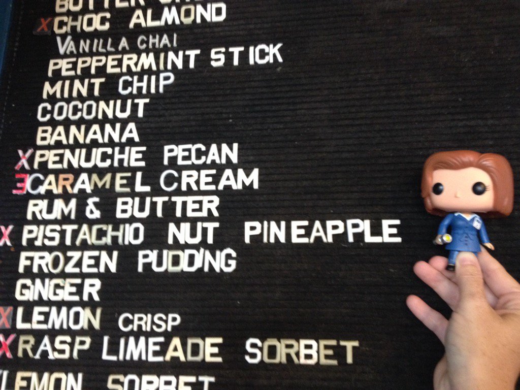 ChaoticSensible's tweet photo. The mystery here is, why does anyone like this flavor? (All others @4SeasIceCream are delish!!) #scullyonvacation https://t.co/kFrEUJW7Ua