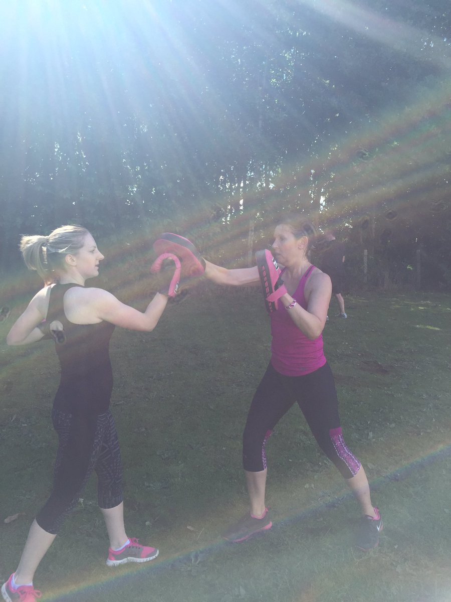 Chrisdavi511's tweet photo. Another great session @DelamereAcademy. I hope @bethhume2 never broke a nail 💪 #NeverGiveUp https://t.co/gXdbZPOckB