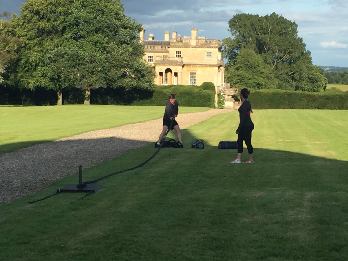 FITbyMaggieD's tweet photo. There is a perfect outdoor space to train here at @HarthamPark #FreshAir #AmazingViews #F.I.T #StrongMan https://t.co/3IMvbFeg09