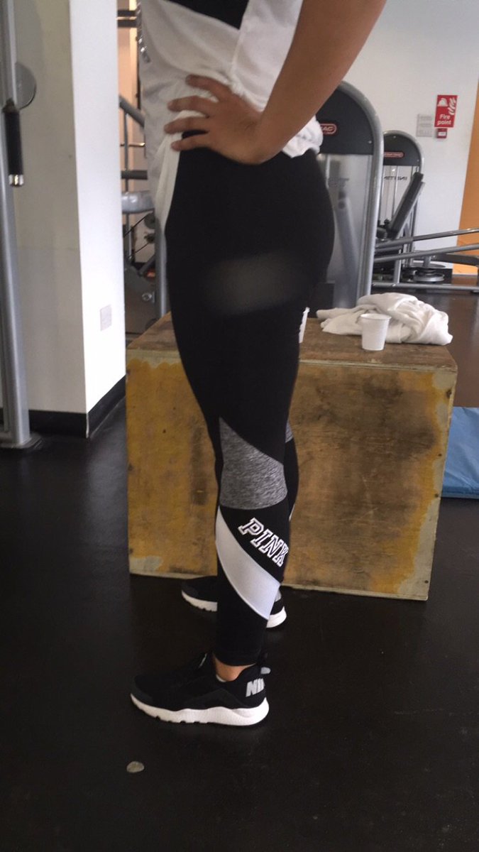 Lott_Jenko's tweet photo. My client Leah loosing 1 stone in 5-6 weeks !!! Hard work has paid off she getting slimmer and slimmer ❤️💪🏻 https://t.co/SHNjmji7US
