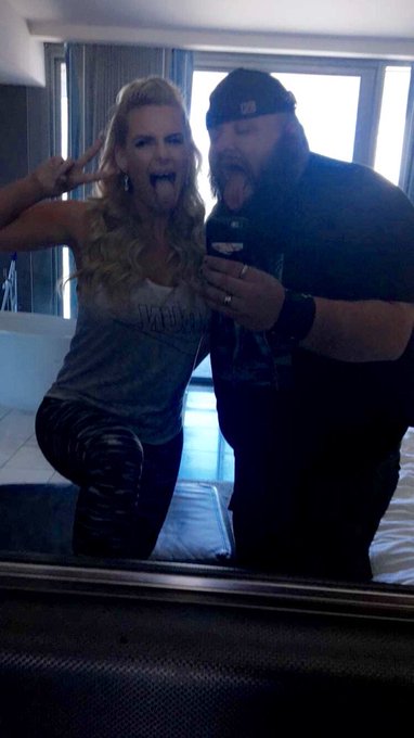 Just finished shooting for @caspermunoz Guess who is going to be on a t-shirt🙋. Always the sweetest guy<a class="tags" target="_blank" title="On Twitter" href="/?out=eyJ0eXAiOiJKV1QiLCJhbGciOiJIUzUxMiJ9.eyJpYXQiOjE3MTkzOTM4OTQsImlzcyI6InR3cG9ybnN0YXJzLmNvbSIsIm5iZiI6MTcxOTM5Mzg5NCwiZXhwIjoxNzUwOTI5ODk0LCJyZWRpcmVjdF91cmwiOiJodHRwczovL3R3aXR0ZXIuY29tL2Nhc3Blcm11bm96In0.DWoGvO2Ct_oztWRoxuIPtbX21TIcLXCbyGcAsJMObYCvQIv8jfnMQZ0d3OnYYctEic_mZJCabT0-KyTG5Pz5pw">@caspermunoz</a><a href="/tag/thankyou"class="tags"><span>#thankyou</span></a>