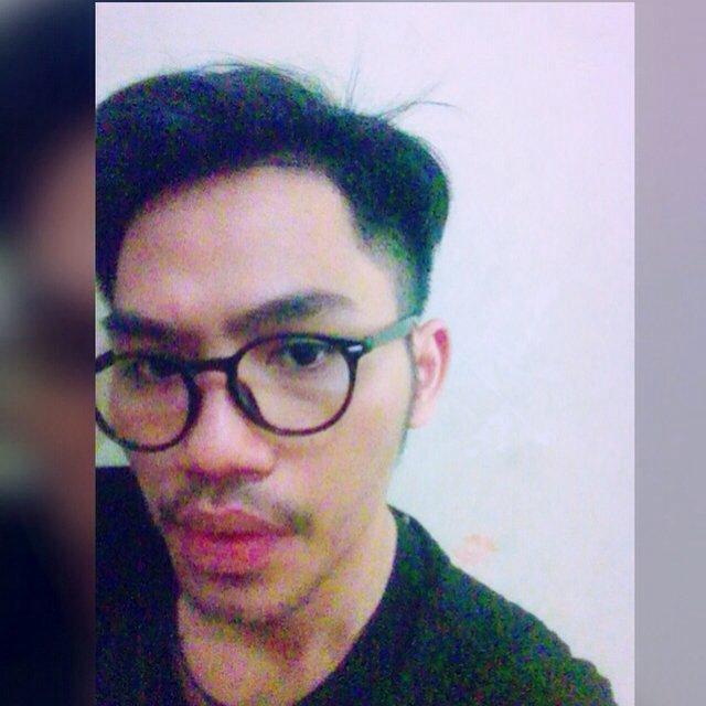 adamstagore's tweet photo. I am streaming on #BIGOLIVE. Join now! https://t.co/hHvrxPF6hF https://t.co/vzY6b1Liqd
