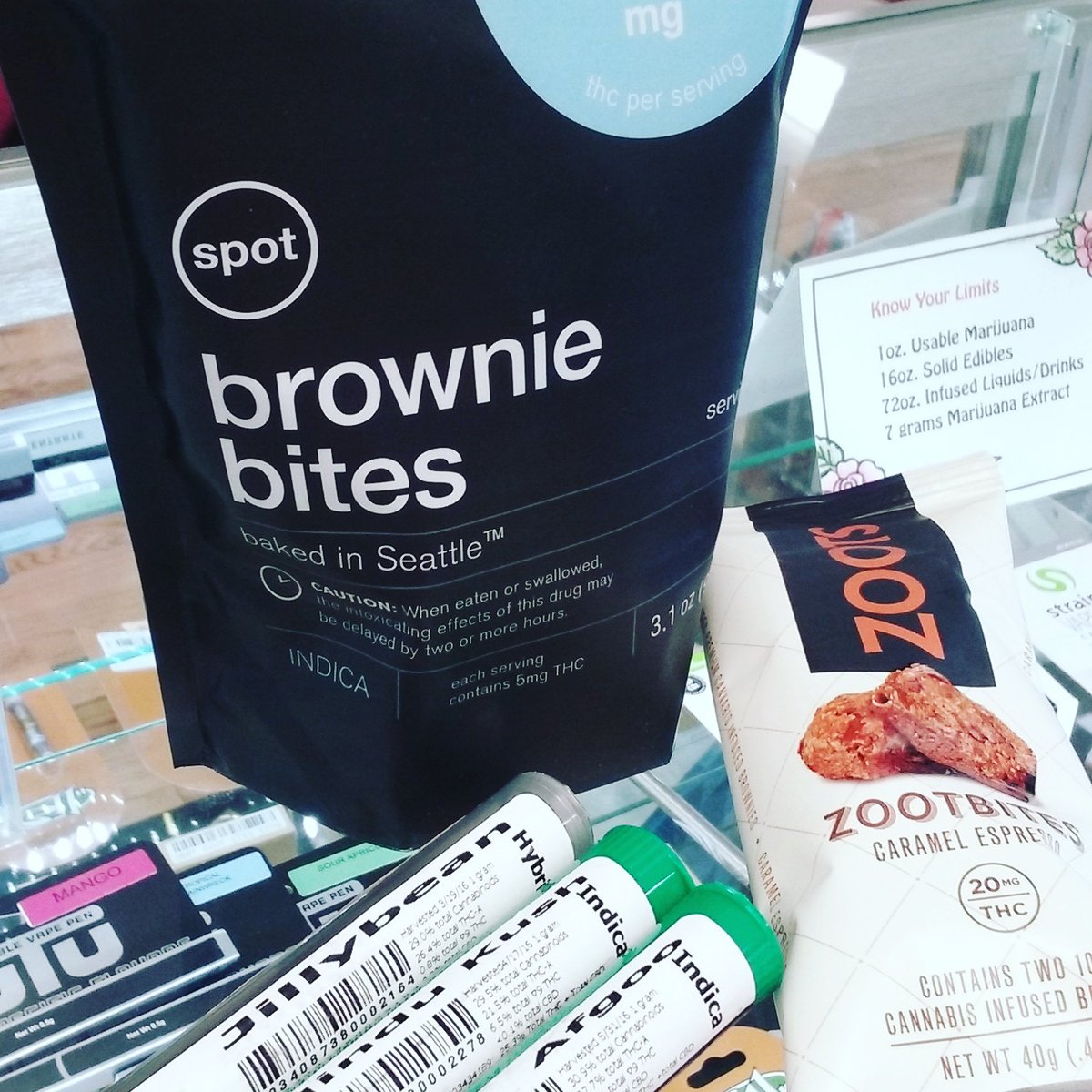 Fire_n_Frost's tweet photo. Celebrate a legend's bday with 3/$20 1g #joints & 30% off all brownies #happybirthdaycheech #edibles #CheechMarin https://t.co/KU28JT8pQX