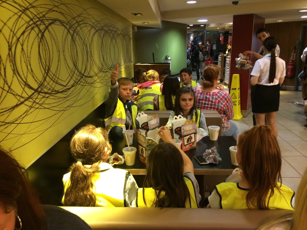 Yummy yummy Maccy Dees in my tummy. <a href="/McDonalds/">McDonald's</a> !