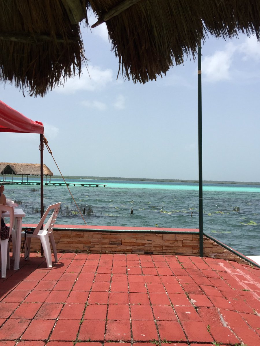 barragan_21's tweet photo. #relax #Bacalar #PuebloMagico #Sunburn https://t.co/MB5CQqncnm