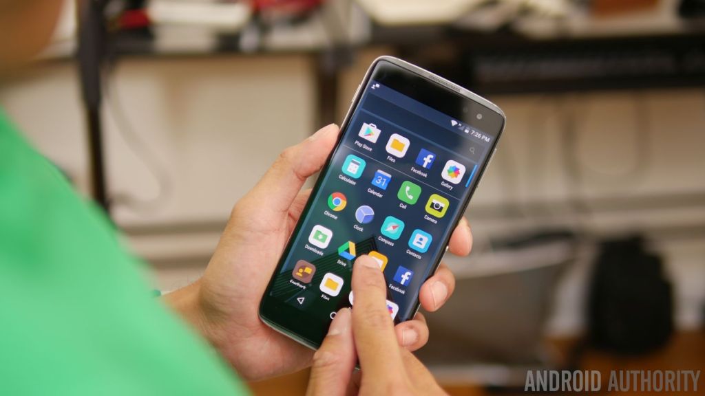 WorldTechRadar's tweet image. Alcatel Idol 4s hands on: new surprises worldtechradar.com/alcatel-idol-4…