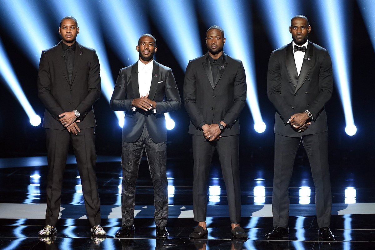 VanityFair's tweet photo. The story behind tonight's powerful #ESPYs speech, by @KristaSmith https://t.co/FDkPcfgEnM https://t.co/OEHeqloy4G