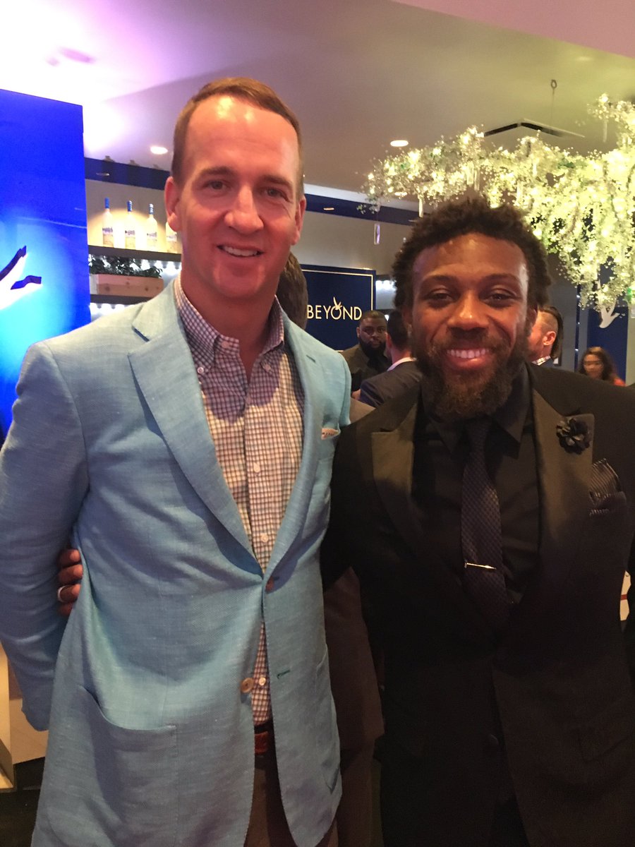 How about our #VFLs at the #ESPYS! #PeytonManning &amp; <a href="/Stuntman1429/">Eric Berry</a>! 🍊🏈