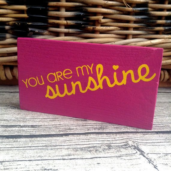 chilliipeppa's tweet photo. Small You are my sunshine painted sign. Magenta painted sign. paint… https://t.co/F6sqMiFrOE #ChilliPeppa #SmallSign https://t.co/7SXMbrJBYi