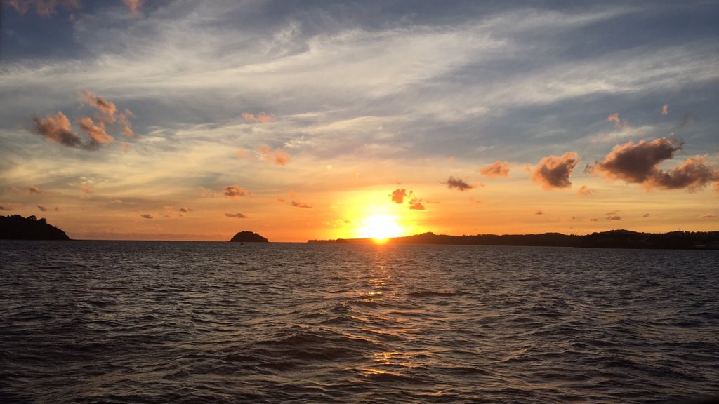 youyou_mina's tweet photo. Bonjour #Mayotte �� #positiveattitude https://t.co/KXdPFbGvIc