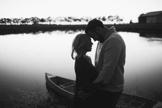 MelissaWedding's tweet photo. So much emotion in one shot https://t.co/JysGJ4VSek #weddingwednesday #engagementpic https://t.co/lHSqr3MpqY