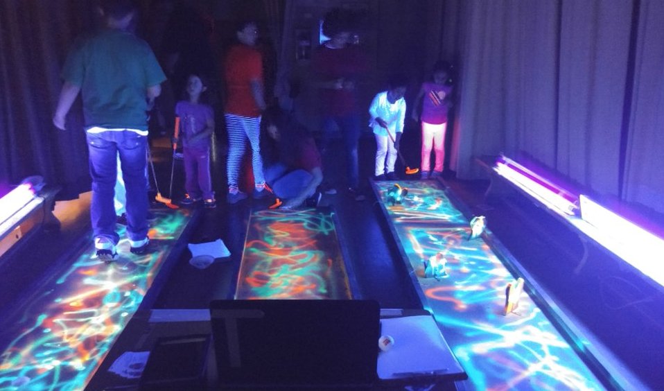 ZeliaMCT's tweet image. A5: using @makeymakey 2code interactive miniputt message appears focus on socialjustice issues #pubpd #maplesyrupedu