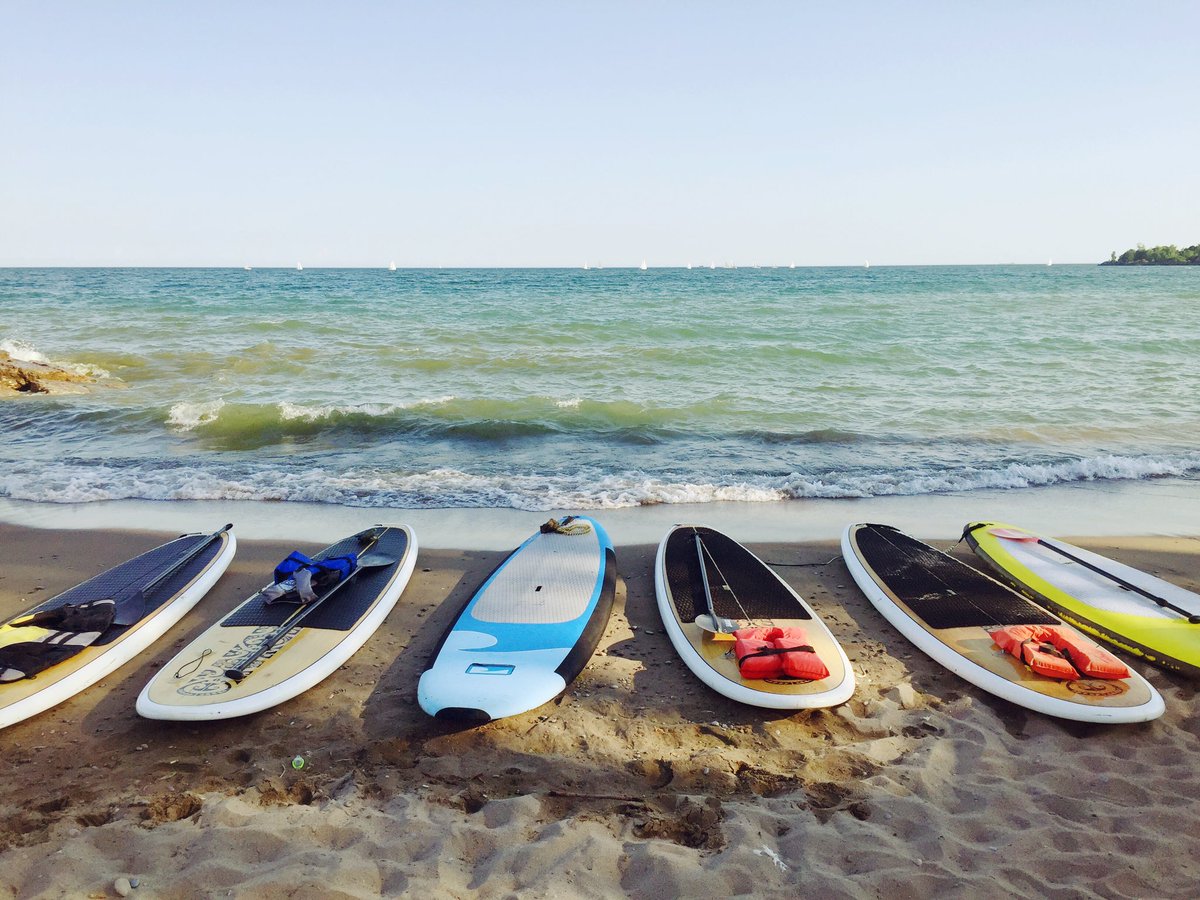 MacIntyreCom's tweet photo. Fun in the sun at today's Sanuk Summer event! @SanukFootwear #neveruncomfortable #summer #style #beach #Toronto https://t.co/isbBdBEtRj