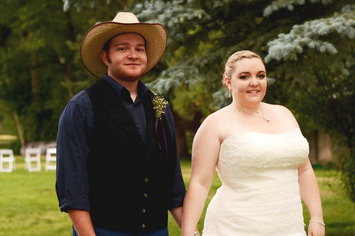 misschelsbelle's tweet photo. Happy Anniversay to my husband. Thank you for the last three years. I don't know who I'd be without you. #dieselwife https://t.co/PnUlV3GdCZ