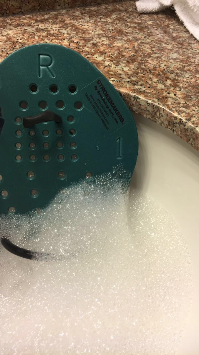 DJsrightpaddle's tweet photo. Just chillin in my luxury hotel room #livingthelife #jablowasntinvited #mystrapisshowing #paddlelife https://t.co/htlGWIVS7t