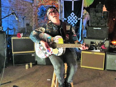 Mutiny on the Mic tweet media