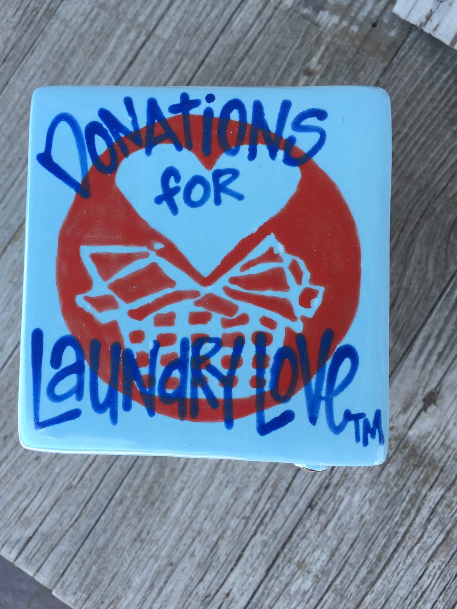 This is a fun accessory to take to convention on poverty to talk about <a href="/laundrylove/">laundrylove</a> and #sharingtheload #2016KCOP