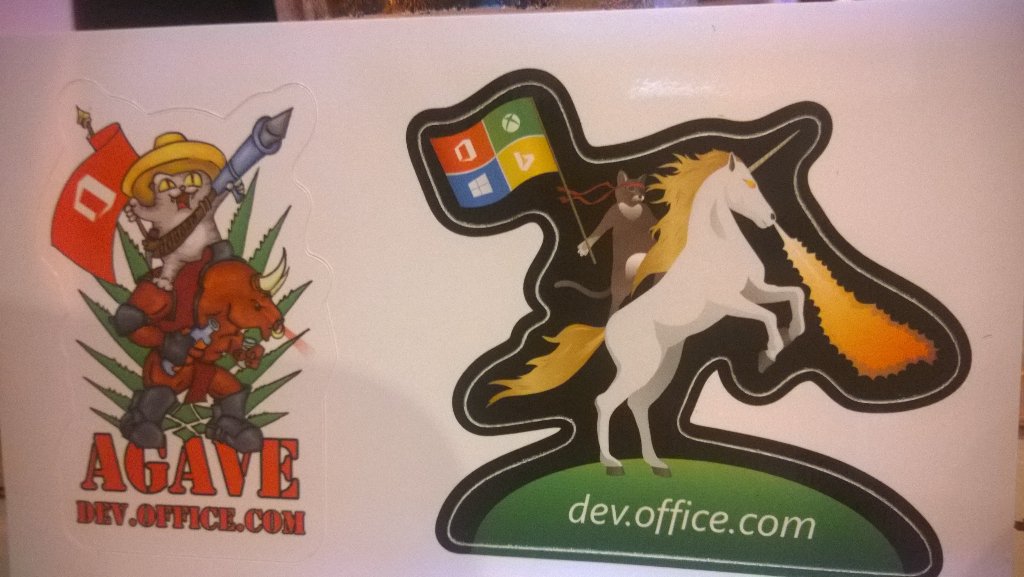 cmgeluk's tweet photo. Jaap's SP swag! #baspug @jaapgeluk https://t.co/X84JsIsZdU