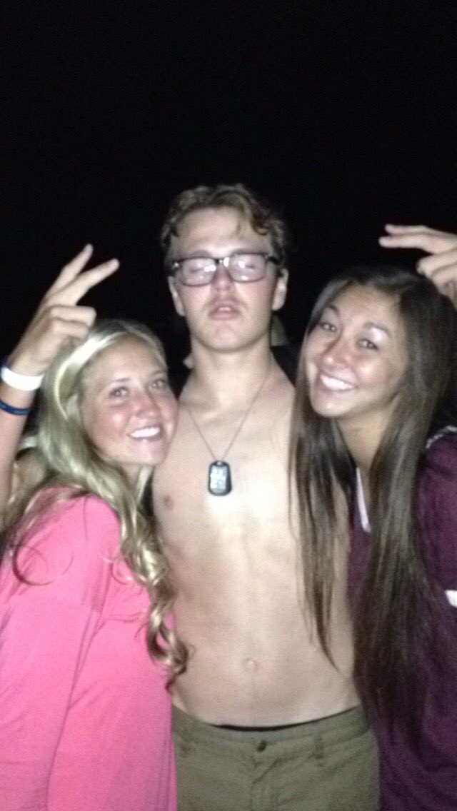 Happy birthday <a href="/Nickolaskent22/">Piano Man™</a>! I hope you had a great day. I love and miss you!❤️❤️