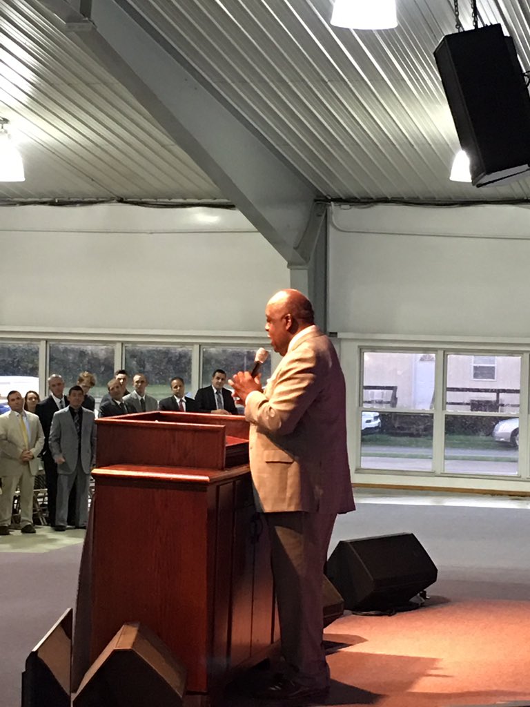 GaryLRandol's tweet photo. Honored to have #SamEmory preaching at #ILDistrictCamp https://t.co/dpAd5pCAes