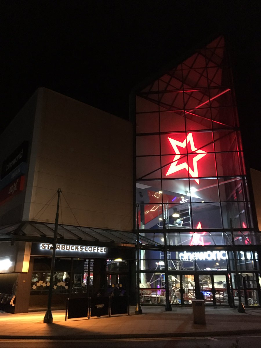 CineStevenage's tweet photo. The cinema never sleeps at the moment #stevenagerefurb #byebyegreen #cineworldstevenage https://t.co/6R0yWIdshu