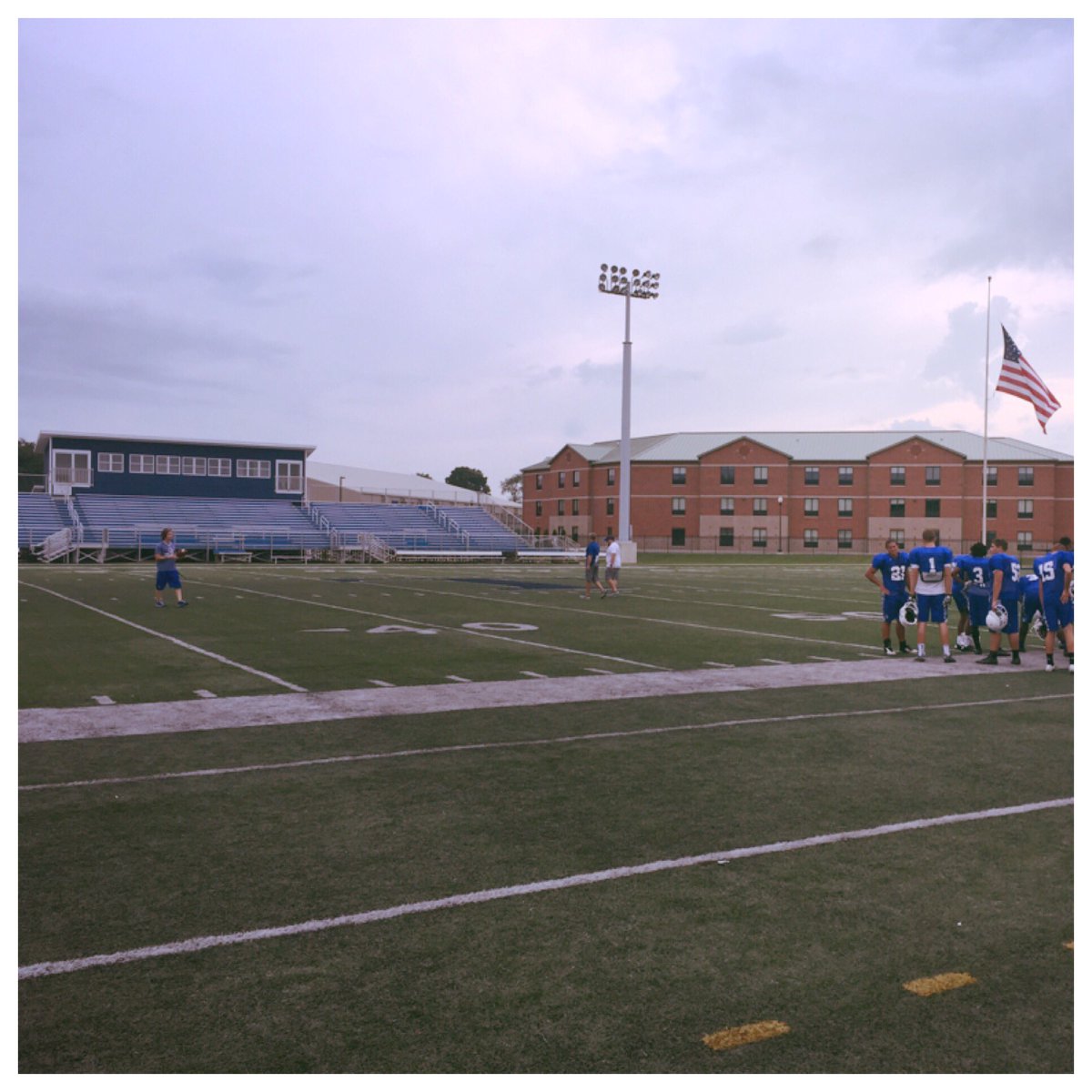 JeanetteGray's tweet photo. Home away from home for the next 4 days 🏈🏈🏈 #footballcamp #rolltribe #dormMom https://t.co/HVGe4ZXGO0